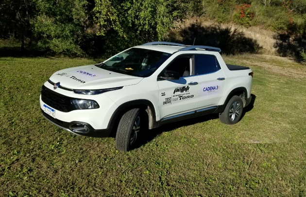 El móvil de Cadena 3 que seguirá la carrera.