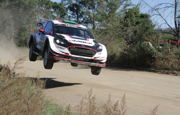 Evans se quedó con el Día 1 del Rally Mundial de Argentina.