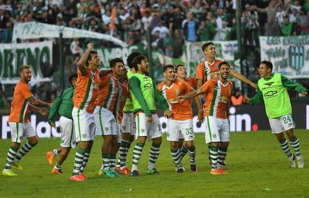 Banfield se quedó con el clásico del sur.