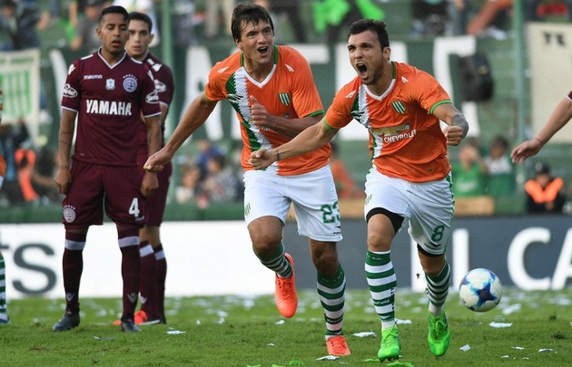 Banfield se quedó con el clásico del sur.