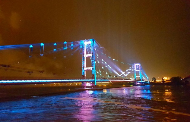 Diez mil personas participaron de la inauguración del sistema LED (Foto: @antostafe)