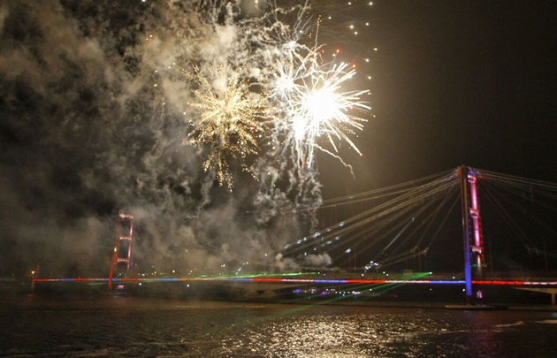 Unas 10.000 personas participaron de la inauguración del sistema LED.