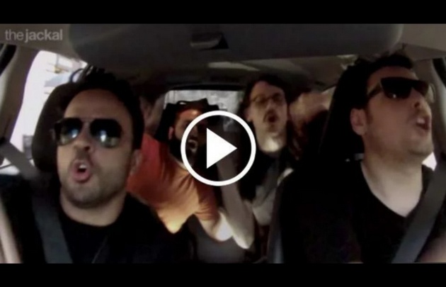 Fonsi hizo de las suyas con los italianos.