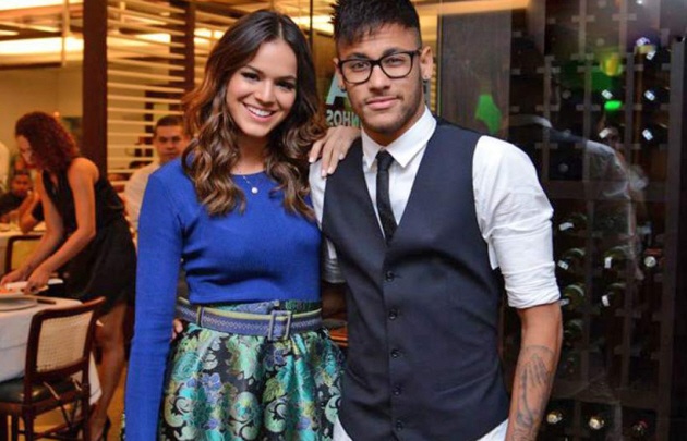 Neymar confesó que se separó de su novia Bruna Marquezine.