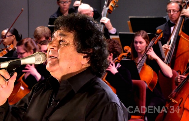 Cacho Deicas, líder de Los Palmeras, con orquesta sinfónica (Fotomontaje Cadena 3)