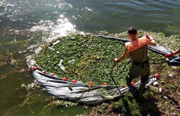 La basura que quedó atrapada en una de las redes.