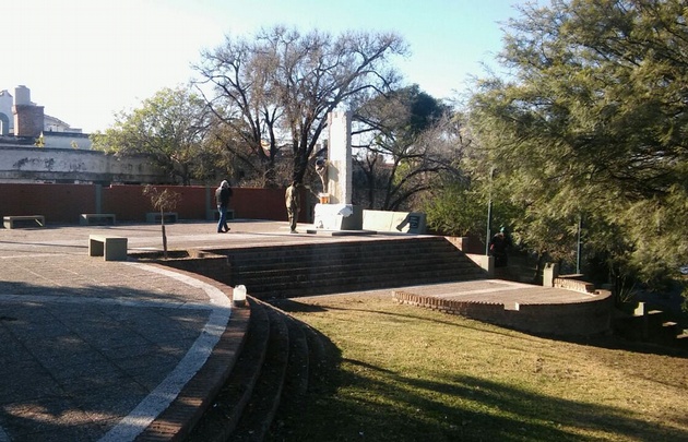 Embellecen el Memorial de la Fundación de Córdoba.