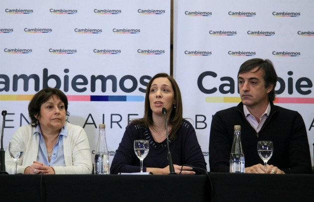 Ocaña, junto a Vidal y Bullrich.