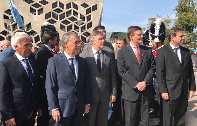 De la Sota, Schiaretti, Llaryoa,Angeloz (h) y Mestre en el Centro Cívico.