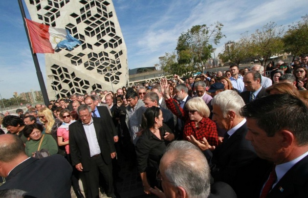 Despiden los restos de Angeloz en el Panal.