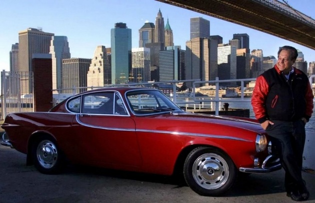 Irv le confió a su mujer el segundo amor de su vida: el inmaculado Volvo 66.