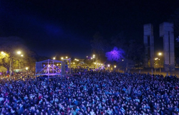 FOTO: El equipo de FM Córdoba animó la gran fiesta de la primavera.