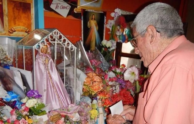 La Virgen de la Rosa Mística es visitada por cientos de fieles (Foto: El Tribuno).