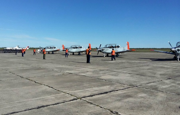 Presentaron los Texan II en Fadea.