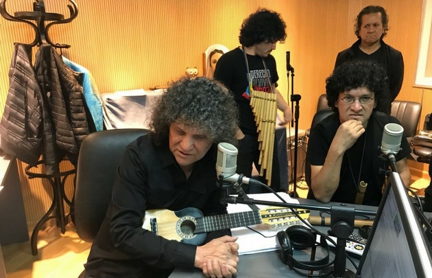 Illapu en Viva la Radio.