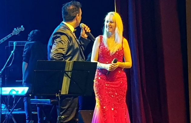 Ale Ceberio festejó 30 años de trayectoria en el Teatro Real