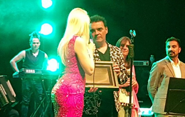 Ale Ceberio festejó 30 años de trayectoria en el Teatro Real