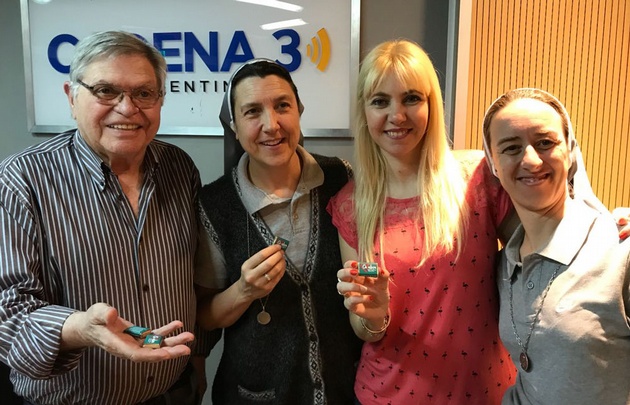 Las hermanas Silvia Somaré y Carolina Alberici visitaron Viva la Radio.