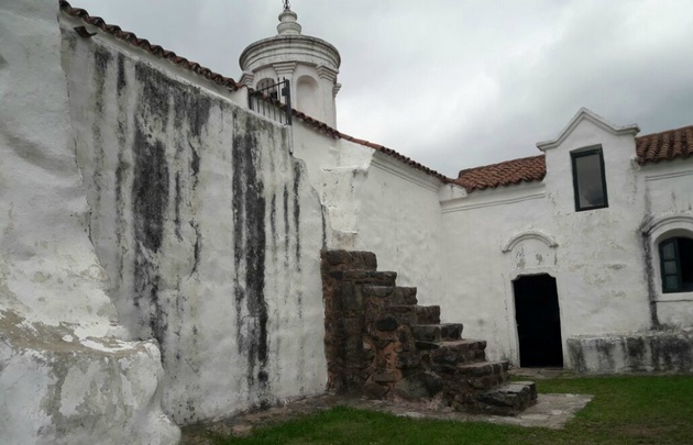 Matías Arrieta visitó la Capilla de Candonga, declarada Monumento Histórico Nacional.