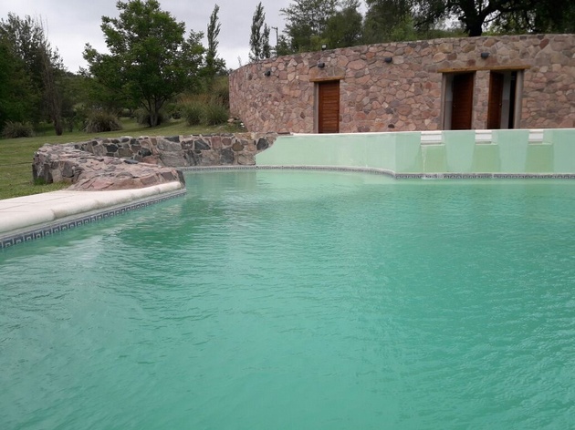 La Estancia Santa Gertrudis cuenta con diferentes instalaciones para pasar el día.