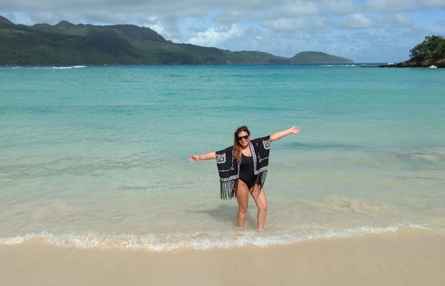 Yeny Ortega en Playa Rincón de Samaná.