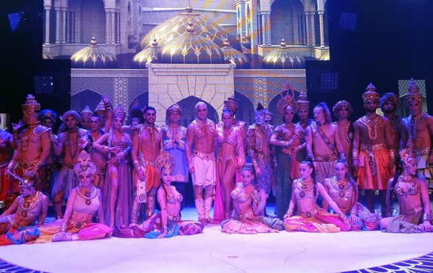 Mahatma se presenta en el Teatro Luxor