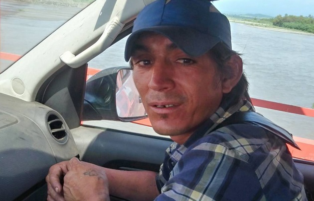Walter Monzón, saltó de un puente para rescatar a una nena.