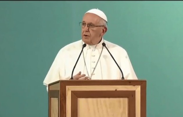 Francisco: "Todos tenemos que pedir perdón, eso nos humaniza".