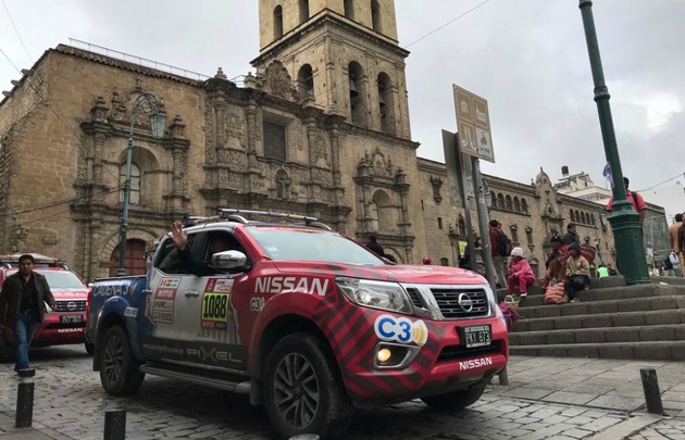 Las camionetas del equipo del Dakar de Cadena 3.
