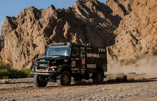 ''El Coyote'' venía a un segundo del líder Nikolaev, pero tuvo que abandonar.