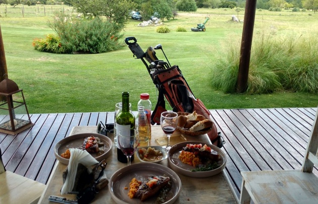Alejandro Bustos en Villa Giardino.