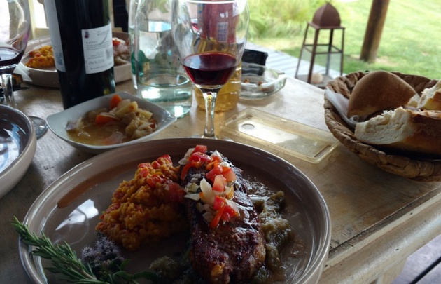 Alejandro Bustos en Villa Giardino.