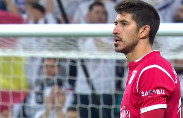 Nereo Champagne fue la figura en el partido contra Real Madrid por Copa del Rey