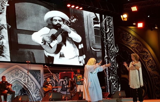 Doña Jovita dejó su mensaje en pro del bosque nativo sobre el escenario.