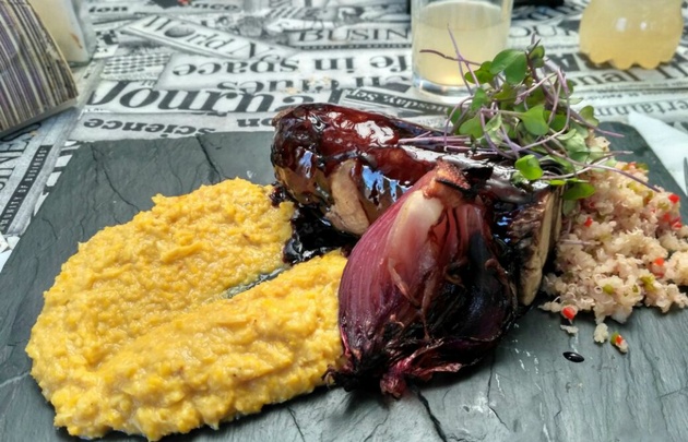 El cordero patagónico que se corta con cuchara.