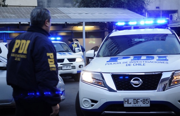 Detectives de Paso Libertadores en camino a sector Las Cuevas para prestar apoyo