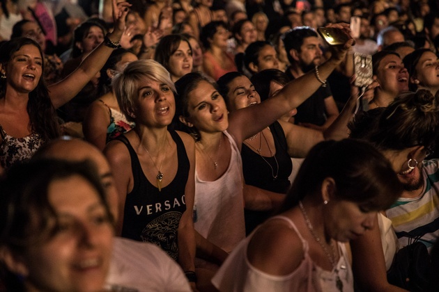Luciano Pereyra enamoró a la gente con sus melodías.