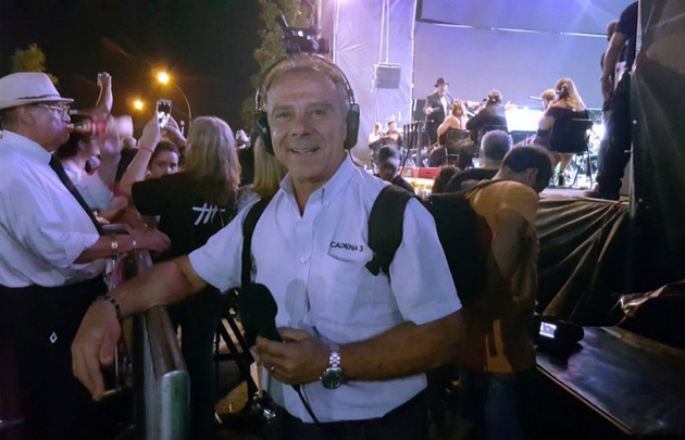 Los Palmeras hicieron bailar a una multitud en el Parque de Asistencia de Carlos Paz.