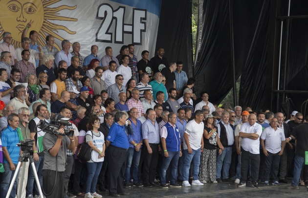 El Gobierno pone bajo la lupa a los sindicalistas.