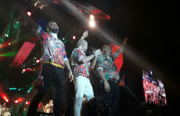 Los Tekis desataron todo su carnaval en el festival santiagueño.