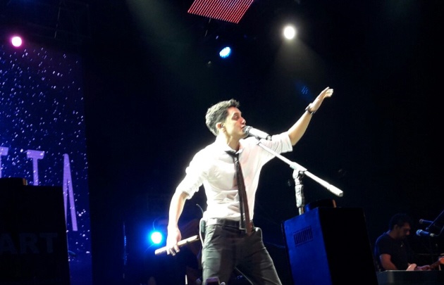 Lucho Arrieta animó la medianoche del Festival del Artesano.