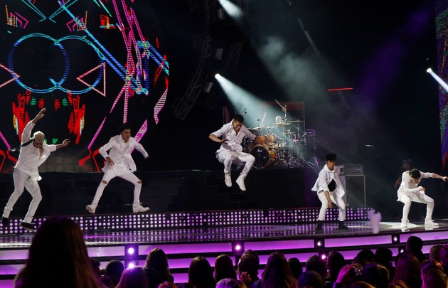 La agrupación abrió la sexta noche en la Quinta Vergara (Agencia UNO).