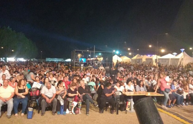 El espacio Julio Le Parc lució colmado.