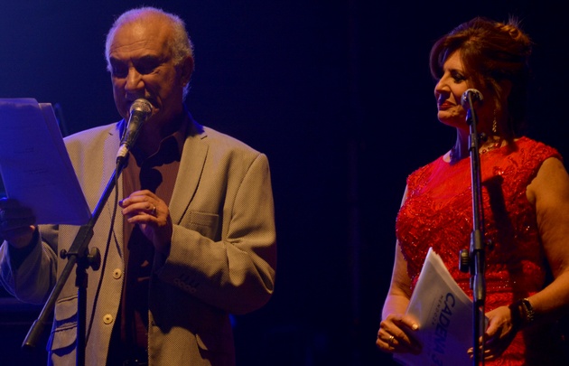 Los periodistas de Cadena 3 Luis Yunes y Laura Carbonari condujeron el evento.