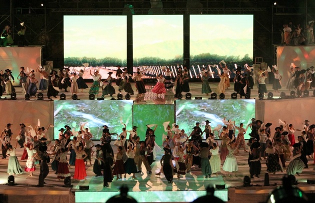 El acto exhibió la historia de la fundación de Mendoza.