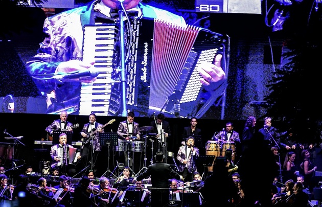 El conjunto santafesino llenó de ritmo la Capital Federal. 