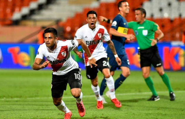 ''El Pity'' Martínez se llena la boca de gol y Boca lo sufre.