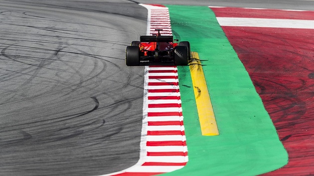 Ferrari comienza a celebrar sus 90 AÑOS en Melbourne -Sitio: ferrari.com-