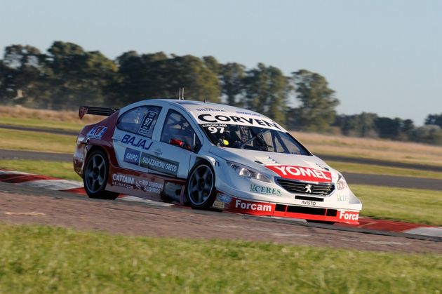 Tomy Cingolani todavía no encuentra el rendimiento pleno de su 408