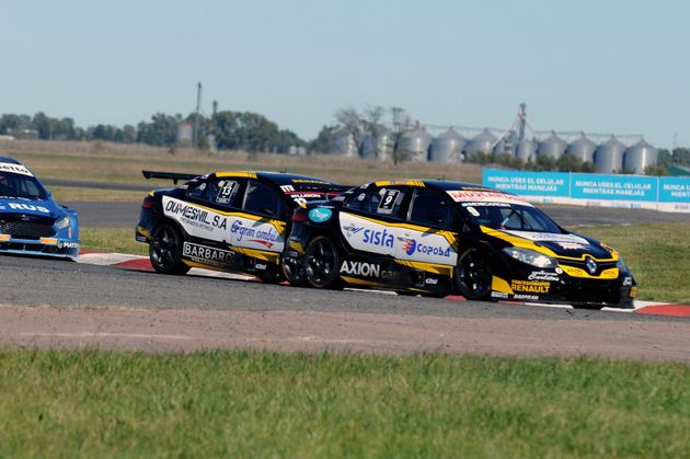 Moscardini y Lugón. Un duelo que animó la carrera. No será el útlimo.